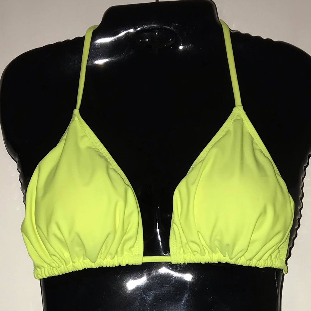 NWT Chica Rica ‘DD’ Lemon Triangle Top
